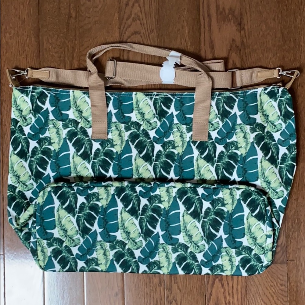 DSW Kellie & Katie Weekender Bag 🌴 Green & Tan - Picture 7 of 10
